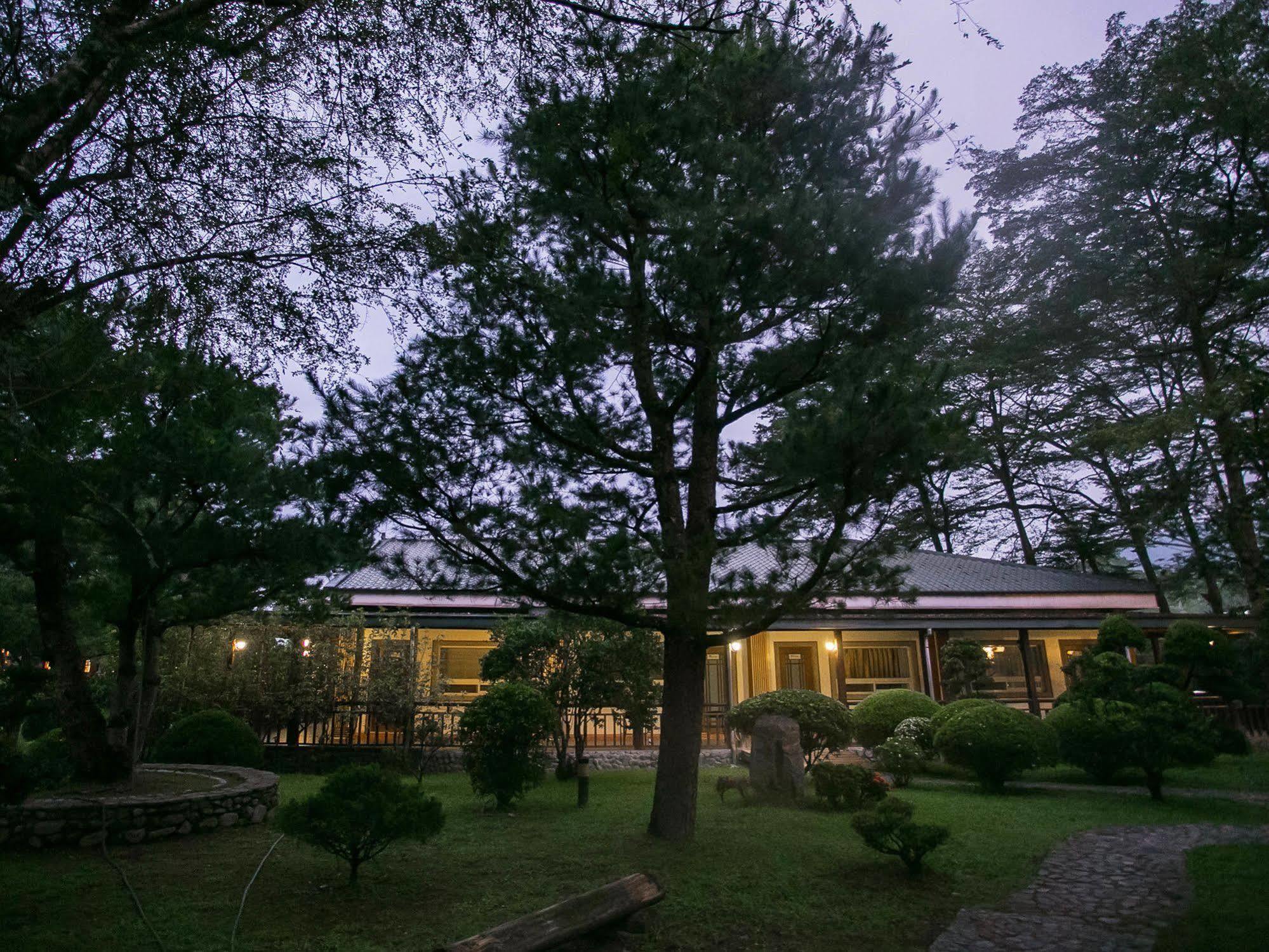 Flying Villa Nantou Exteriér fotografie